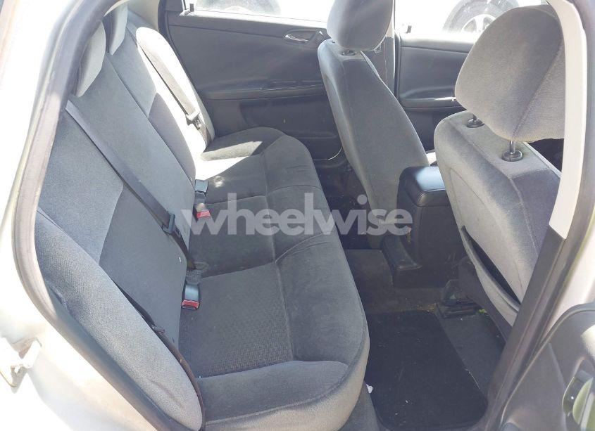 Photo 8 of 2010 Chevrolet Impala LS (VIN 2G1WA5EK6A1109284)