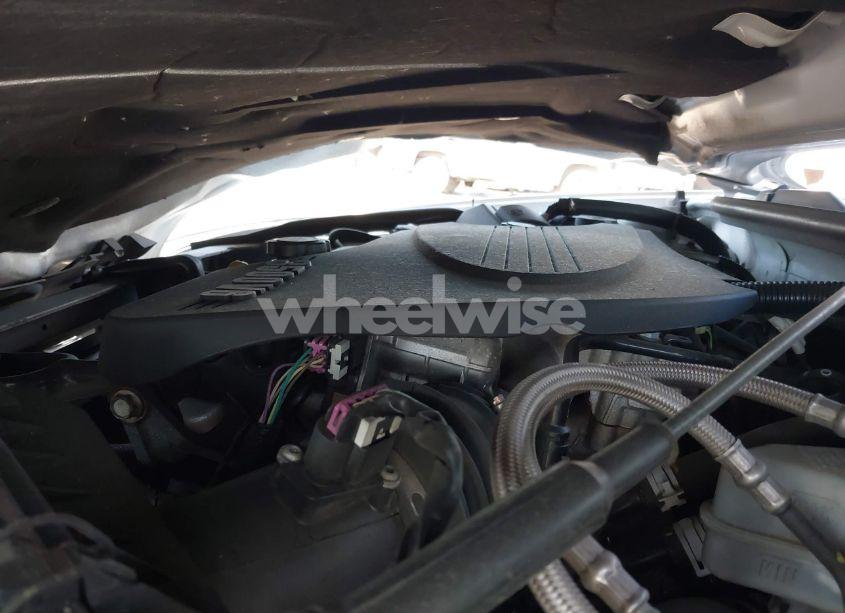 Photo 10 of 2010 Chevrolet Impala LS (VIN 2G1WA5EK6A1120009)