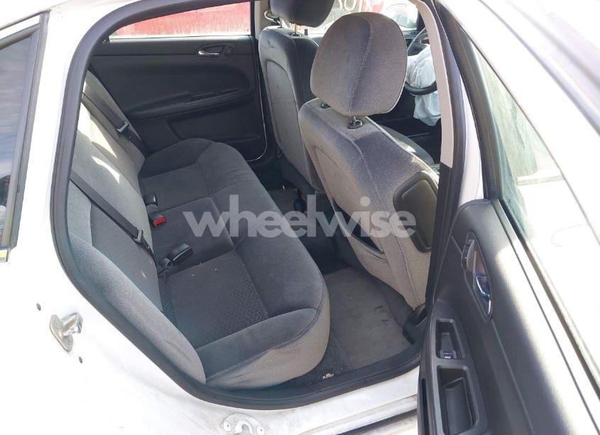 Photo 8 of 2010 Chevrolet Impala LS (VIN 2G1WA5EK6A1120009)