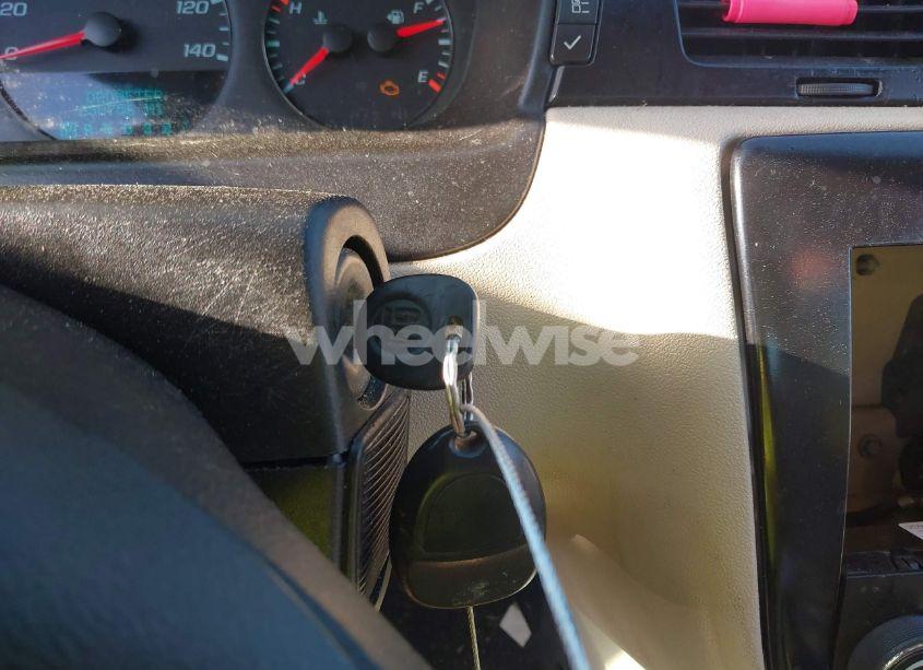 Photo 11 of 2010 Chevrolet Impala LS (VIN 2G1WA5EK6A1123301)