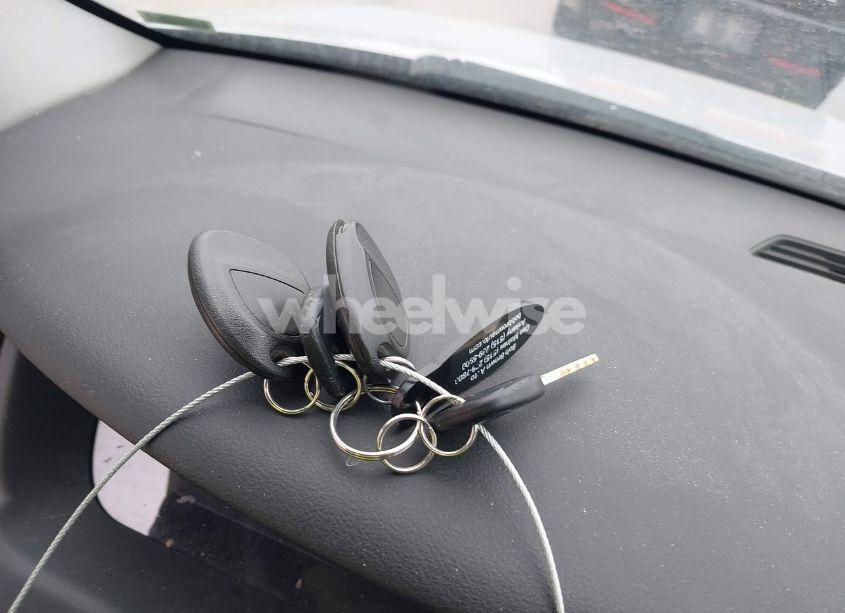 Photo 11 of 2010 Chevrolet Impala LS (VIN 2G1WA5EK6A1196510)