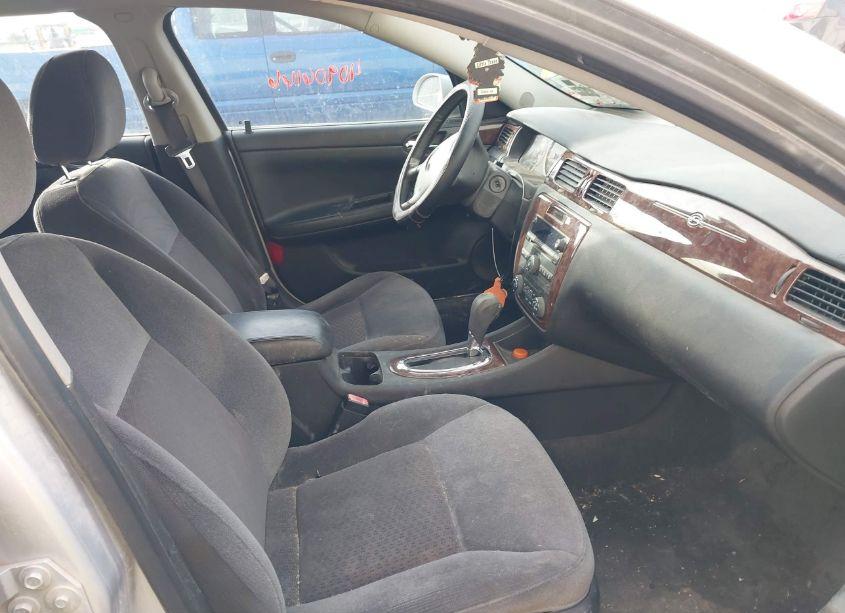 Photo 5 of 2010 Chevrolet Impala LS (VIN 2G1WA5EK8A1267335)