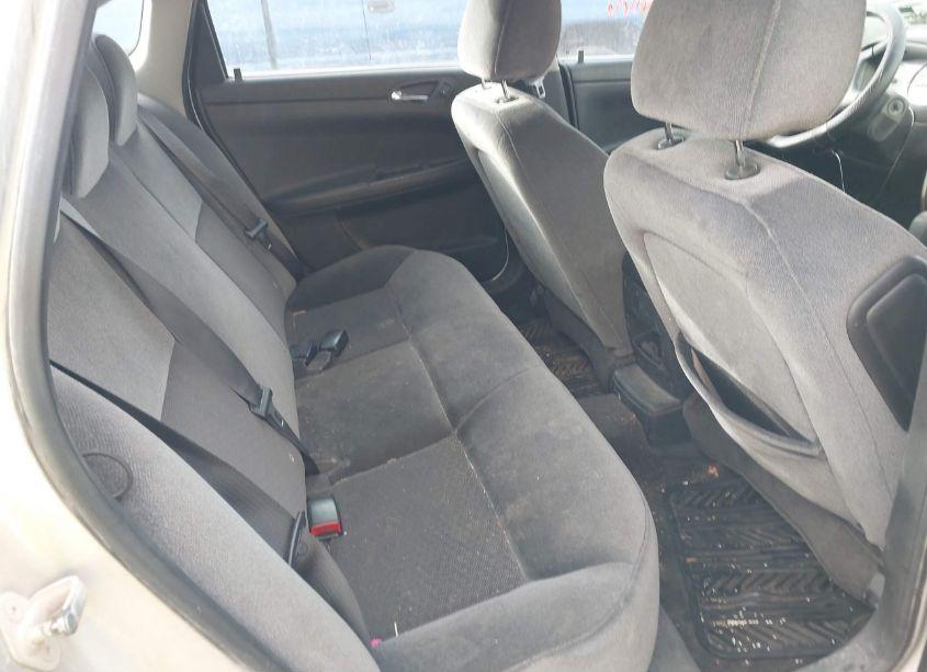 Photo 8 of 2010 Chevrolet Impala LS (VIN 2G1WA5EK8A1267335)