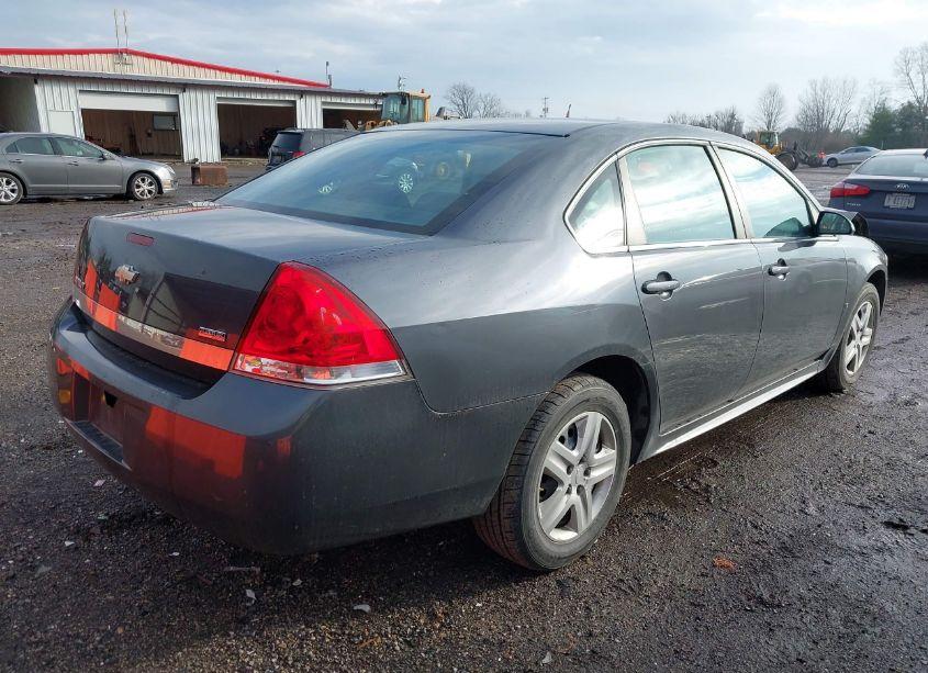 Photo 4 of 2010 Chevrolet Impala LS (VIN 2G1WA5EK9A1113751)