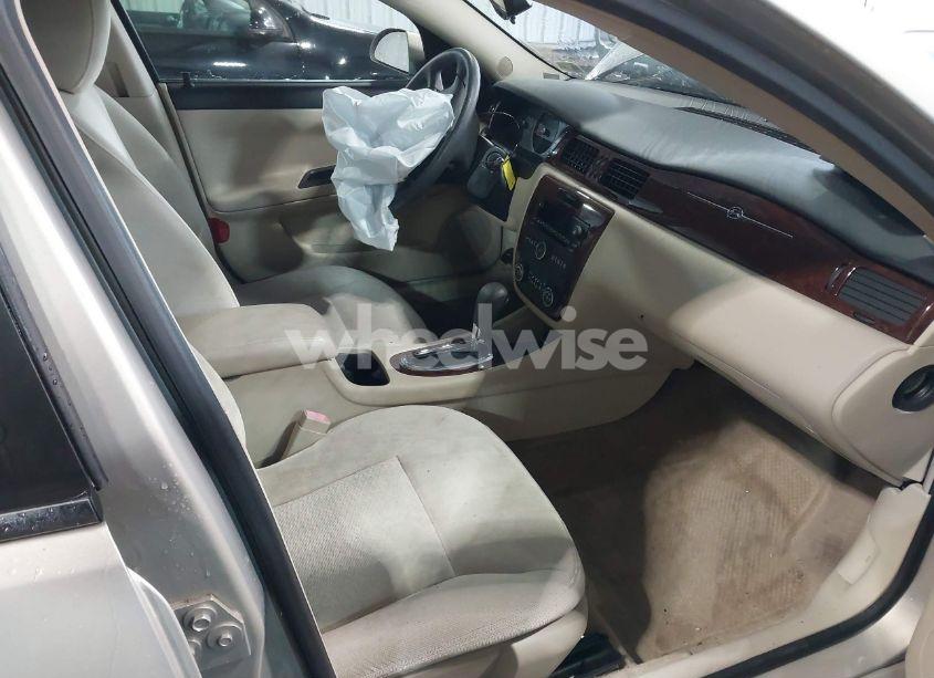 Photo 5 of 2010 Chevrolet Impala LS (VIN 2G1WA5EK9A1204972)