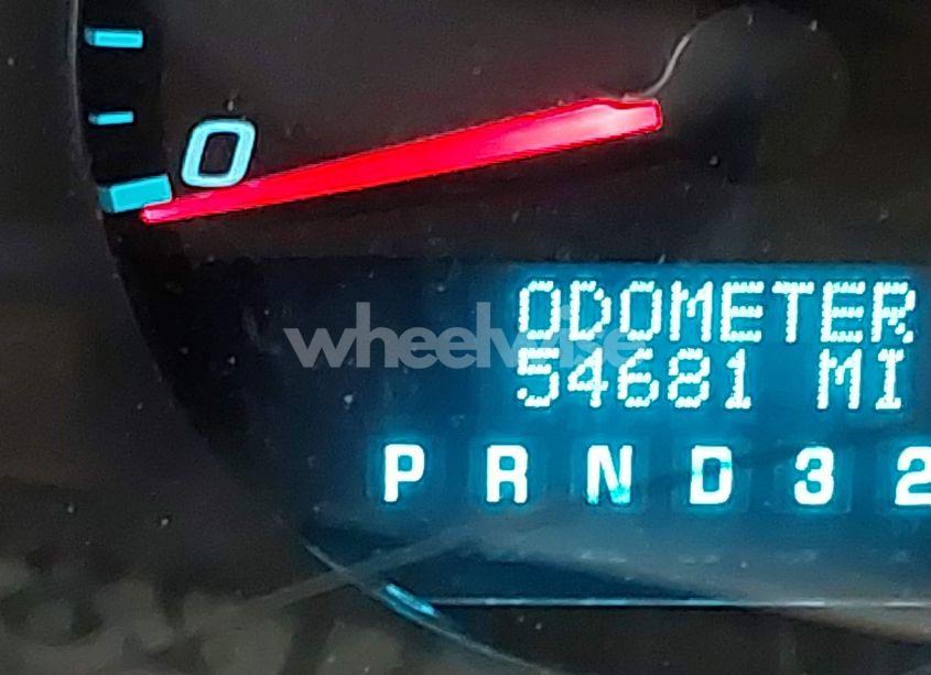 Photo 7 of 2010 Chevrolet Impala LS (VIN 2G1WA5EK9A1204972)