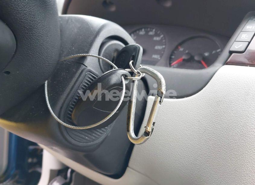 Photo 11 of 2010 Chevrolet Impala LS (VIN 2G1WA5EKXA1149948)