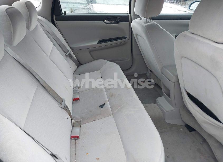 Photo 8 of 2010 Chevrolet Impala LS (VIN 2G1WA5EKXA1149948)