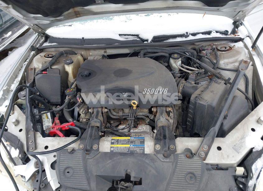 Photo 10 of 2010 Chevrolet Impala LS (VIN 2G1WA5EKXA1261102)