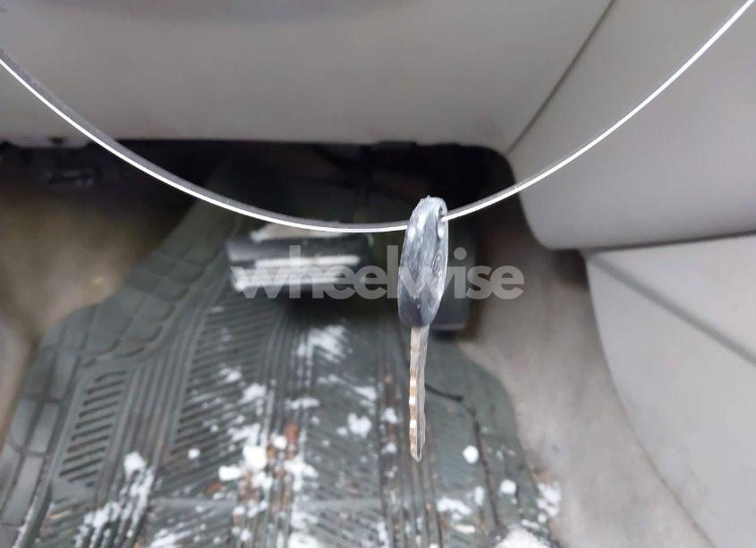 Photo 11 of 2010 Chevrolet Impala LS (VIN 2G1WA5EKXA1261102)