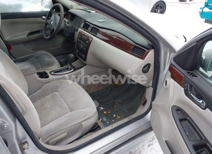 Photo 5 of 2010 Chevrolet Impala LS (VIN 2G1WA5EKXA1261102)