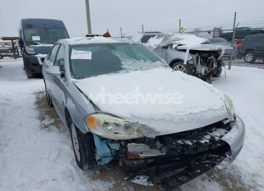 Photo 6 of 2010 Chevrolet Impala LS (VIN 2G1WA5EKXA1261102)