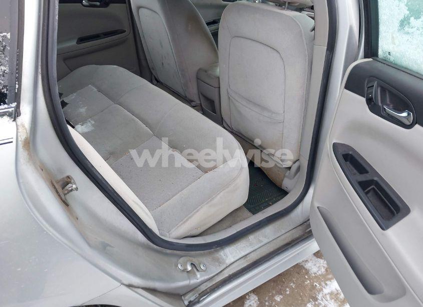 Photo 8 of 2010 Chevrolet Impala LS (VIN 2G1WA5EKXA1261102)