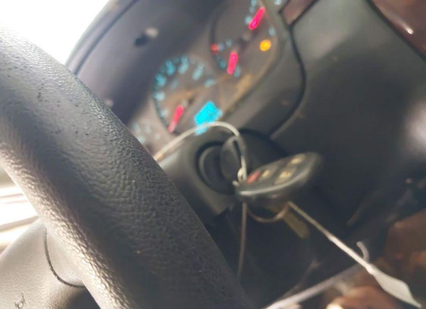 Photo 11 of 2010 Chevrolet Impala LS (VIN 2G1WA5EN1A1103239)