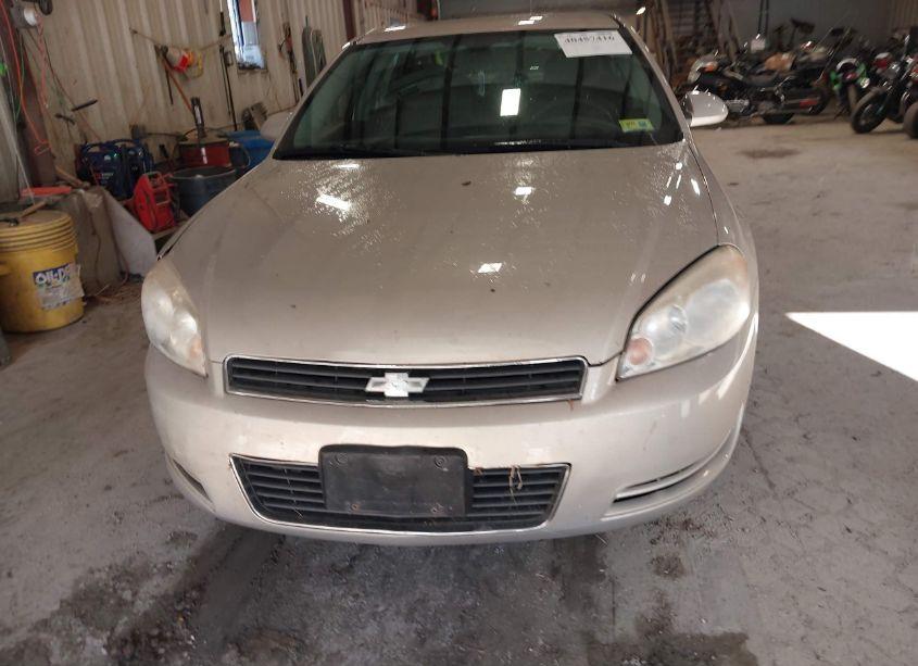 Photo 12 of 2010 Chevrolet Impala LS (VIN 2G1WA5EN1A1103239)