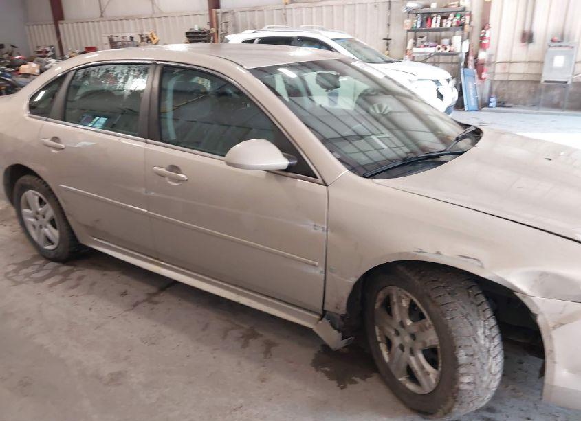 Photo 13 of 2010 Chevrolet Impala LS (VIN 2G1WA5EN1A1103239)