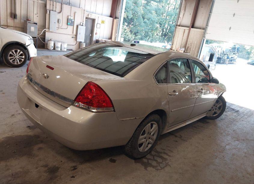 Photo 4 of 2010 Chevrolet Impala LS (VIN 2G1WA5EN1A1103239)
