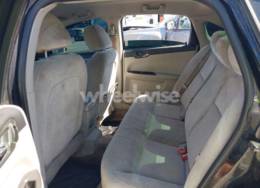 Photo 14 of 2010 Chevrolet Impala LS (VIN 2G1WA5EN2A1103122)