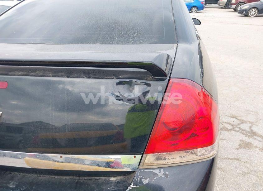 Photo 6 of 2010 Chevrolet Impala LS (VIN 2G1WA5EN2A1103122)