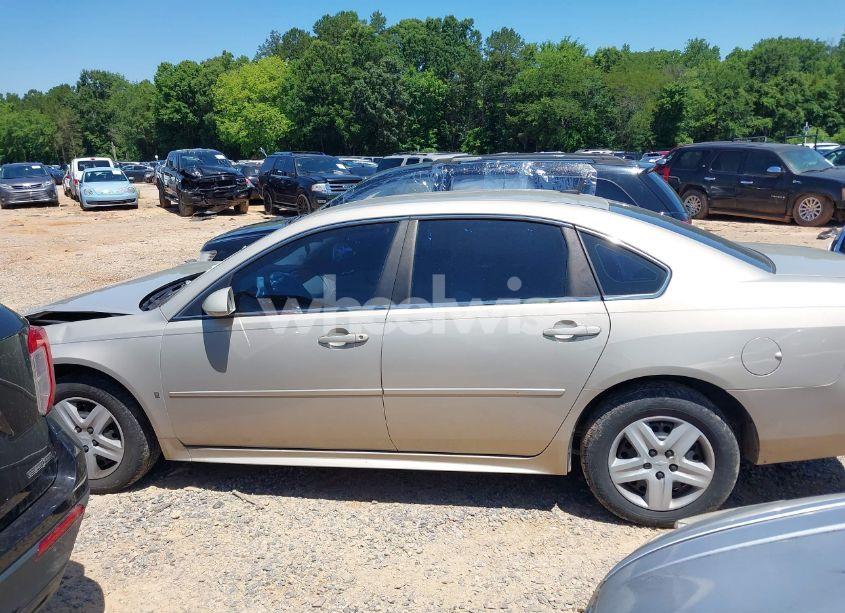Photo 15 of 2010 Chevrolet Impala LS (VIN 2G1WA5EN4A1116728)