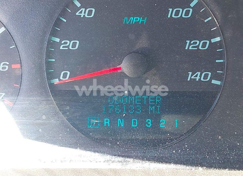 Photo 16 of 2010 Chevrolet Impala LS (VIN 2G1WA5EN4A1116728)