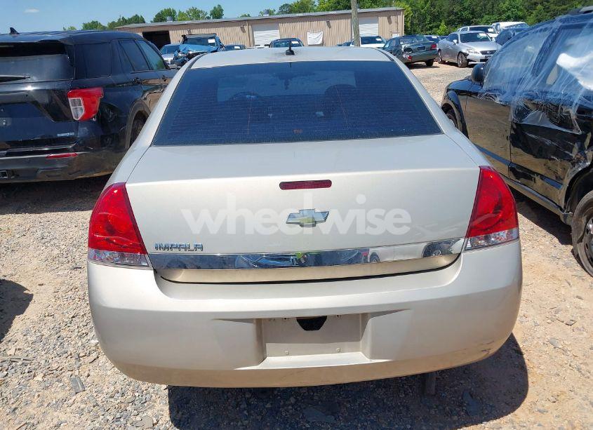 Photo 17 of 2010 Chevrolet Impala LS (VIN 2G1WA5EN4A1116728)