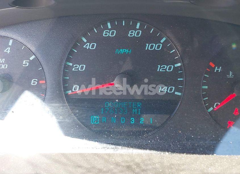 Photo 7 of 2010 Chevrolet Impala LS (VIN 2G1WA5EN4A1116728)