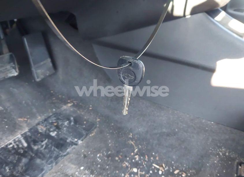 Photo 11 of 2010 Chevrolet Impala LS (VIN 2G1WA5EN4A1123713)