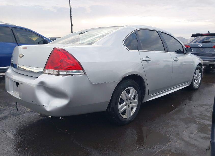 Photo 4 of 2010 Chevrolet Impala LS (VIN 2G1WA5EN9A1114876)