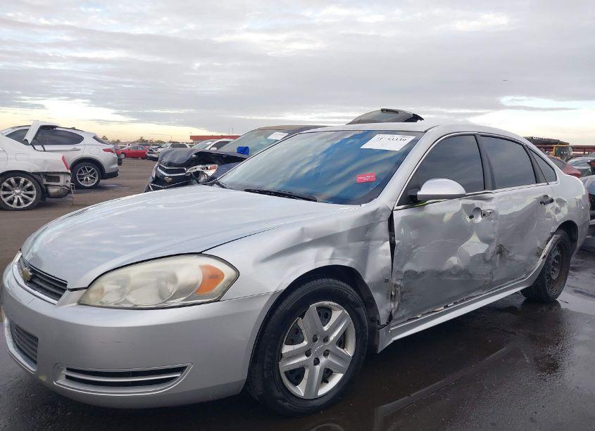 Photo 6 of 2010 Chevrolet Impala LS (VIN 2G1WA5EN9A1114876)