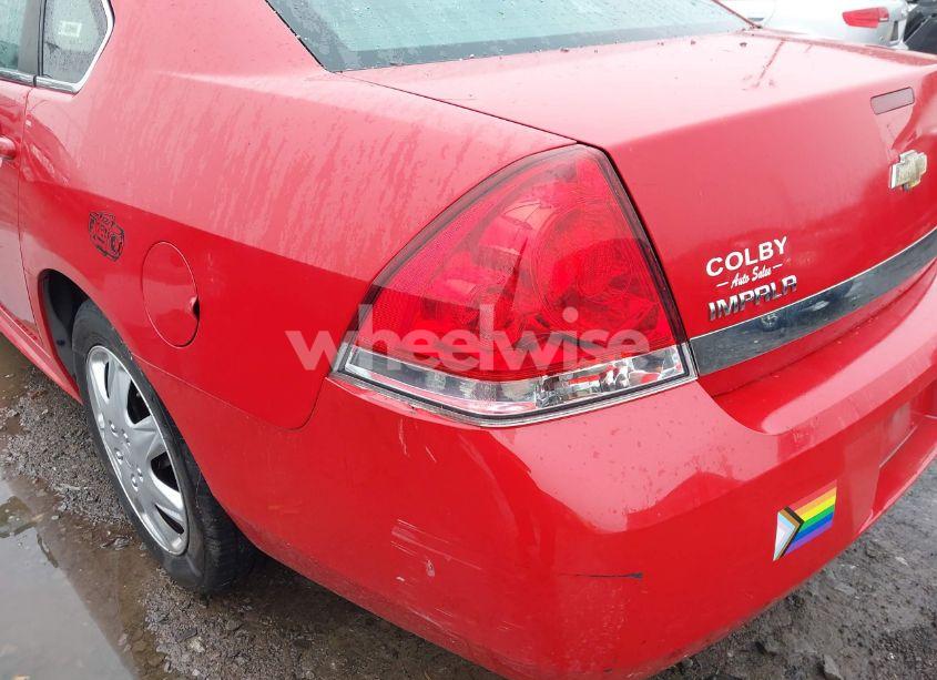 Photo 6 of 2010 Chevrolet Impala LS (VIN 2G1WA5EN9A1203945)