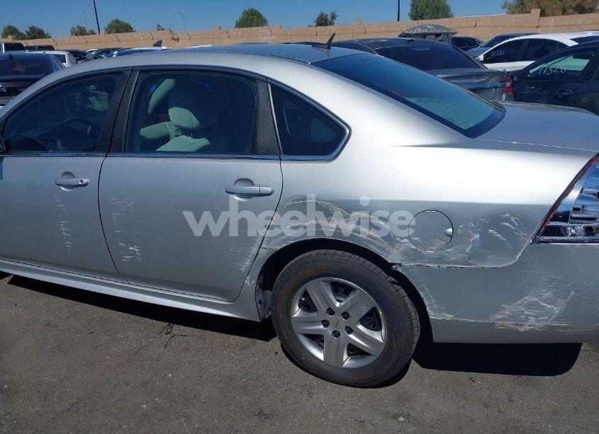 Photo 15 of 2010 Chevrolet Impala LS (VIN 2G1WA5ENXA1143013)