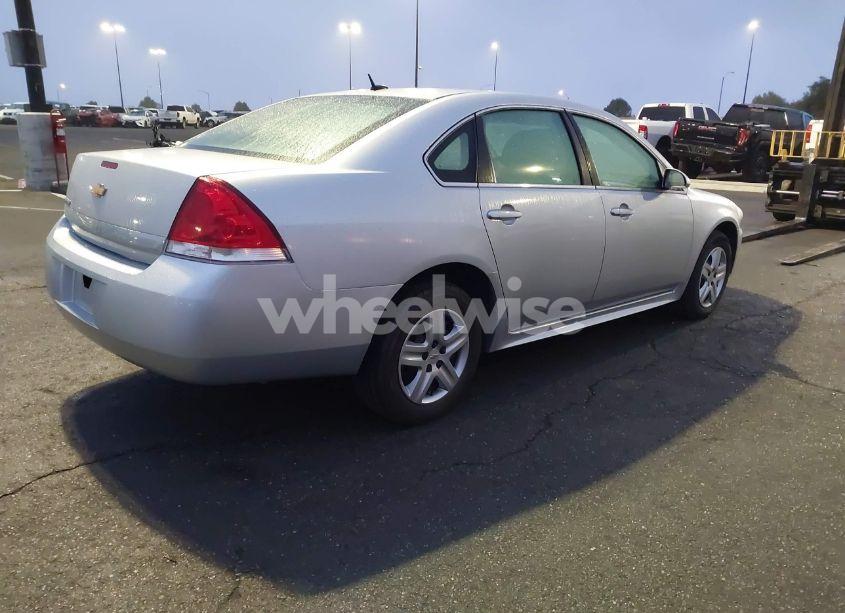 Photo 4 of 2010 Chevrolet Impala LS (VIN 2G1WA5ENXA1143013)