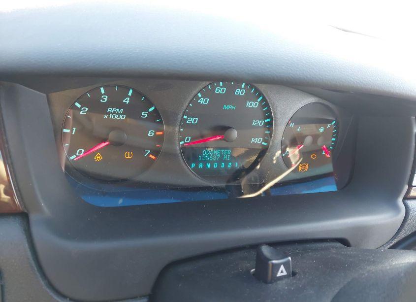 Photo 7 of 2010 Chevrolet Impala LS (VIN 2G1WA5ENXA1196097)