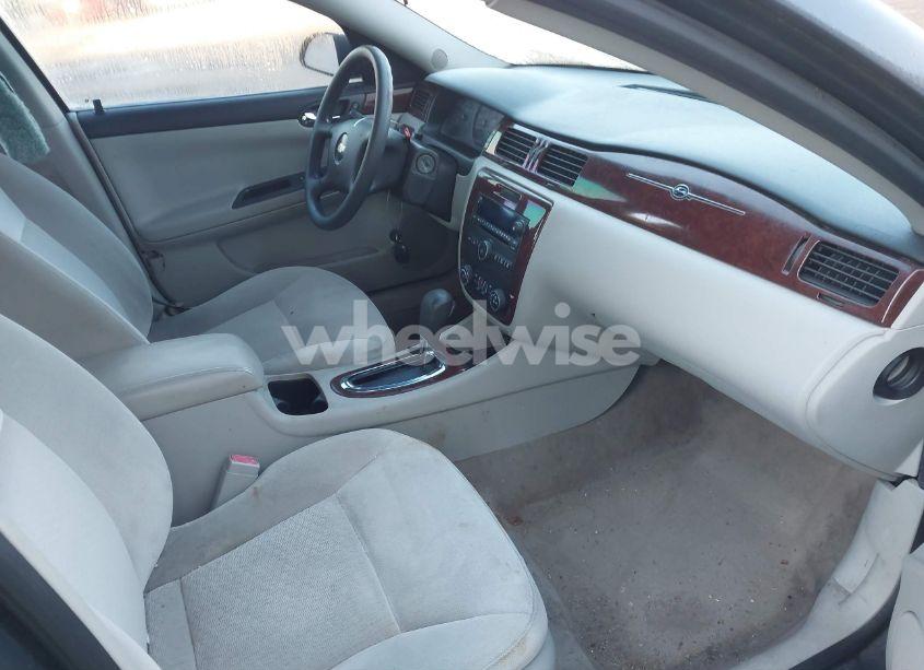 Photo 5 of 2009 Chevrolet Impala LS (VIN 2G1WB57K191124247)