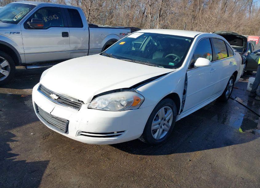 Photo 2 of 2009 Chevrolet Impala LS (VIN 2G1WB57K391107840)