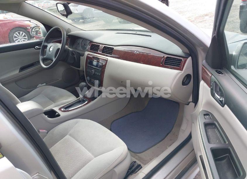 Photo 5 of 2009 Chevrolet Impala LS (VIN 2G1WB57K391169612)