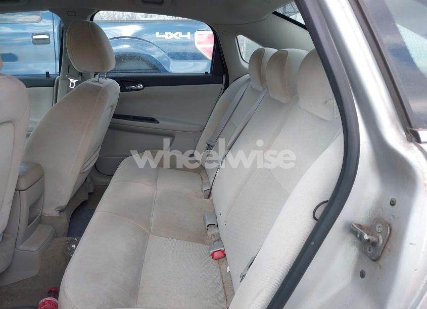 Photo 8 of 2009 Chevrolet Impala LS (VIN 2G1WB57K391169612)