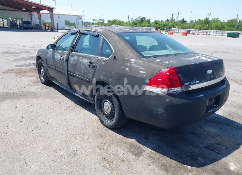 Photo 3 of 2009 Chevrolet Impala LS (VIN 2G1WB57K391230991)