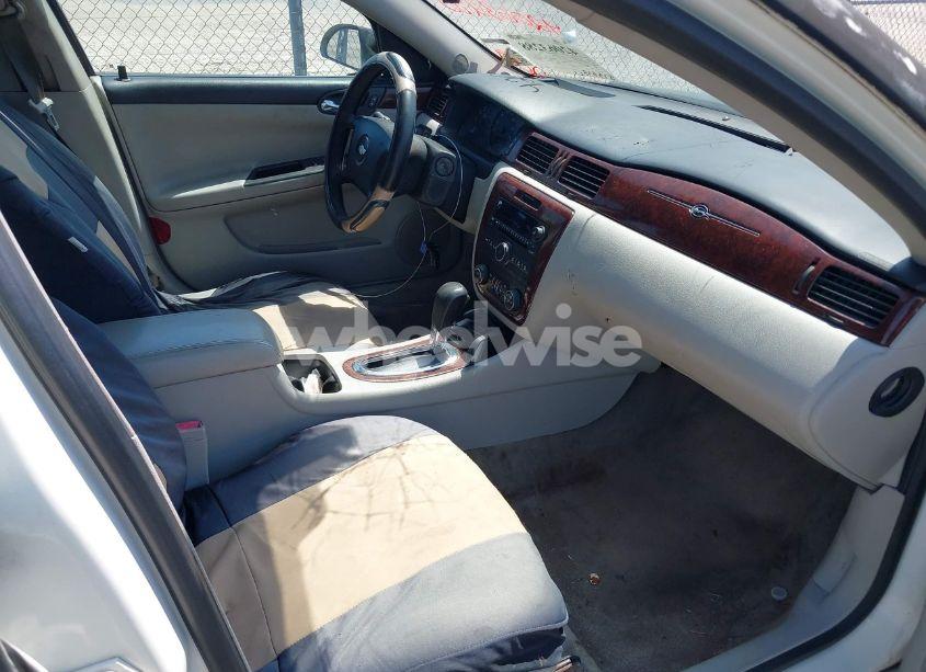 Photo 5 of 2009 Chevrolet Impala LS (VIN 2G1WB57K391230991)