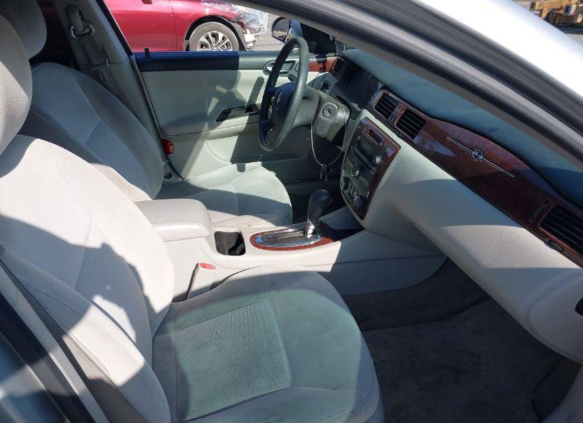 Photo 5 of 2009 Chevrolet Impala LS (VIN 2G1WB57K391324644)