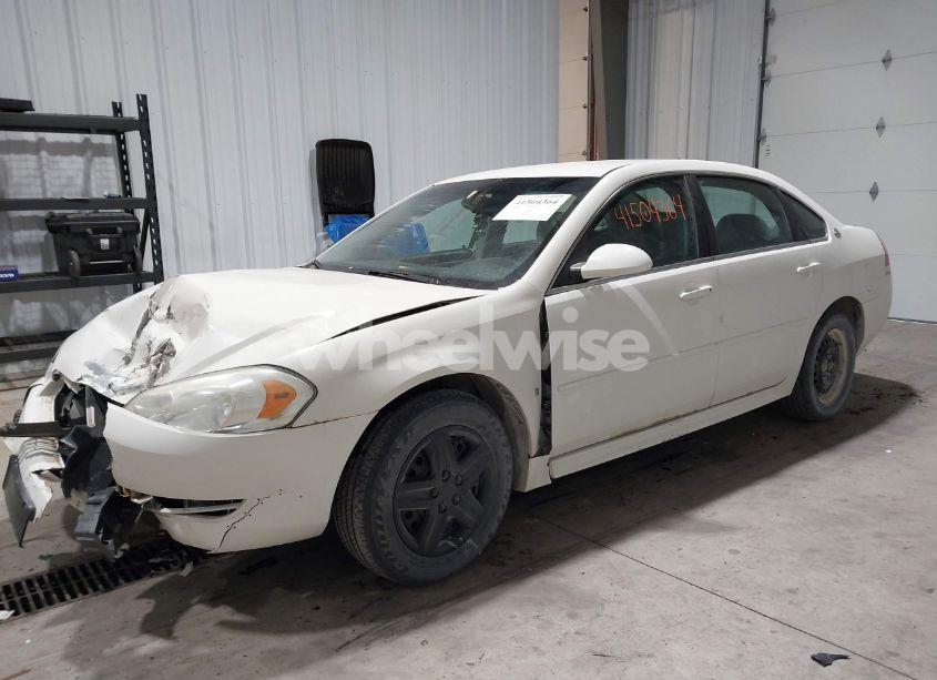 Photo 2 of 2009 Chevrolet Impala LS (VIN 2G1WB57K491185222)