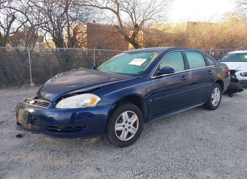 Photo 2 of 2009 Chevrolet Impala LS (VIN 2G1WB57K591167909)