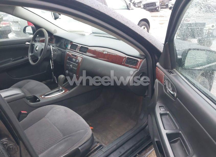 Photo 5 of 2009 Chevrolet Impala LS (VIN 2G1WB57K591225761)