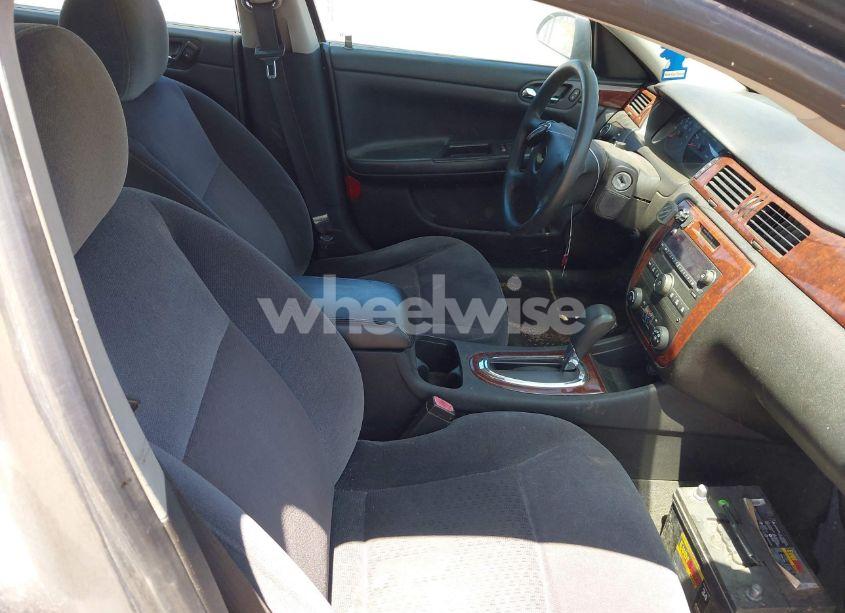 Photo 5 of 2009 Chevrolet Impala LS (VIN 2G1WB57K691140136)