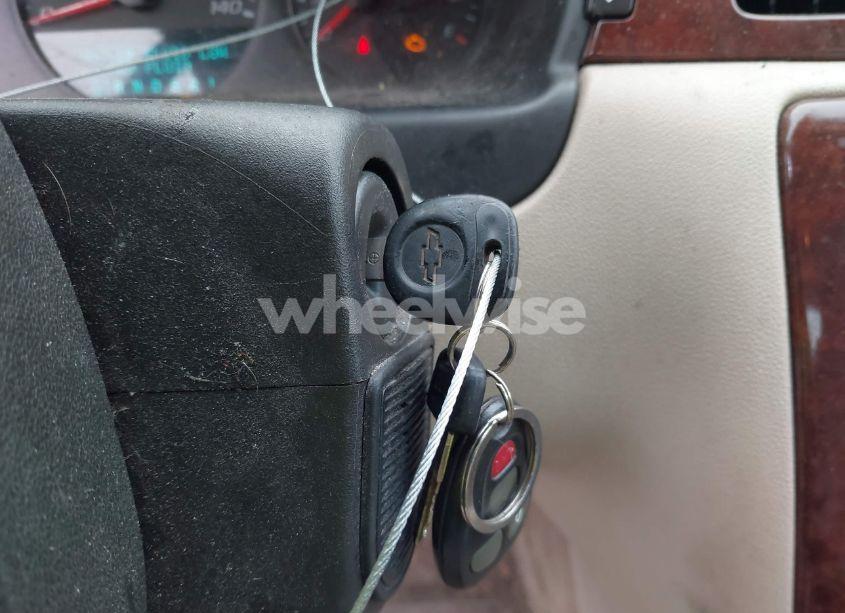 Photo 11 of 2009 Chevrolet Impala LS (VIN 2G1WB57K791249138)