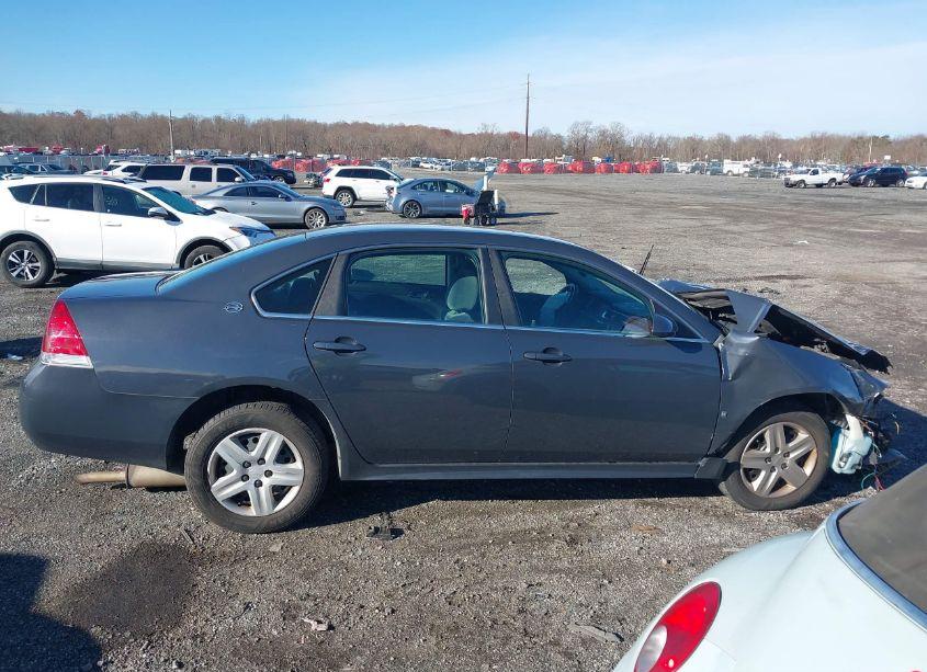 Photo 14 of 2009 Chevrolet Impala LS (VIN 2G1WB57K791308379)