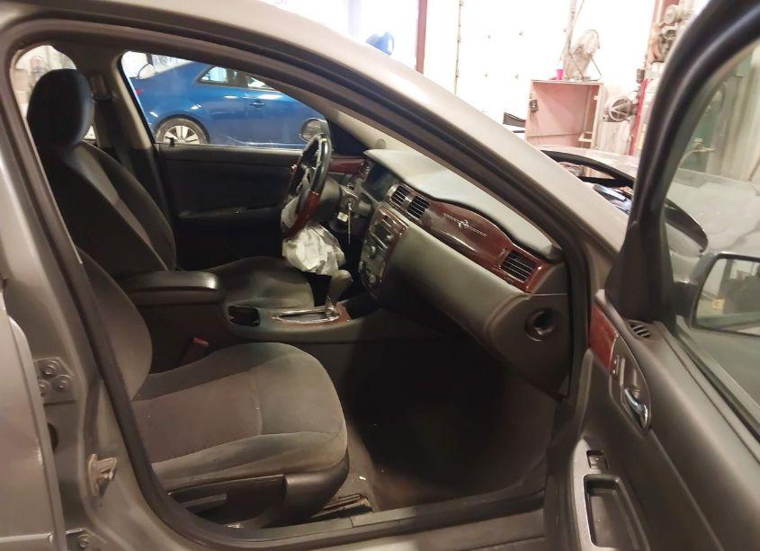 Photo 5 of 2009 Chevrolet Impala LS (VIN 2G1WB57K891275442)