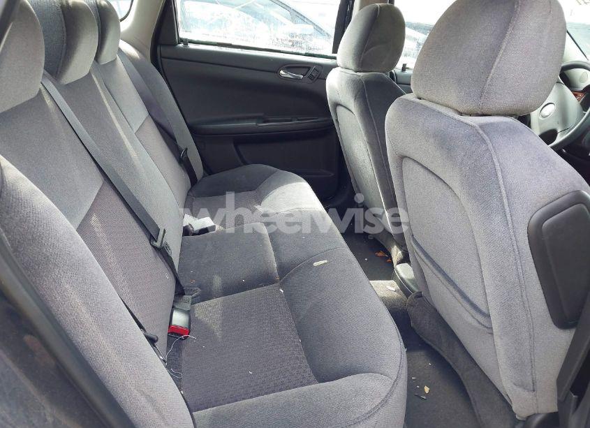 Photo 8 of 2009 Chevrolet Impala LS (VIN 2G1WB57KX91113392)