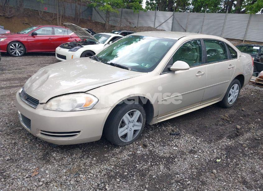 Photo 2 of 2009 Chevrolet Impala LS (VIN 2G1WB57N091221269)